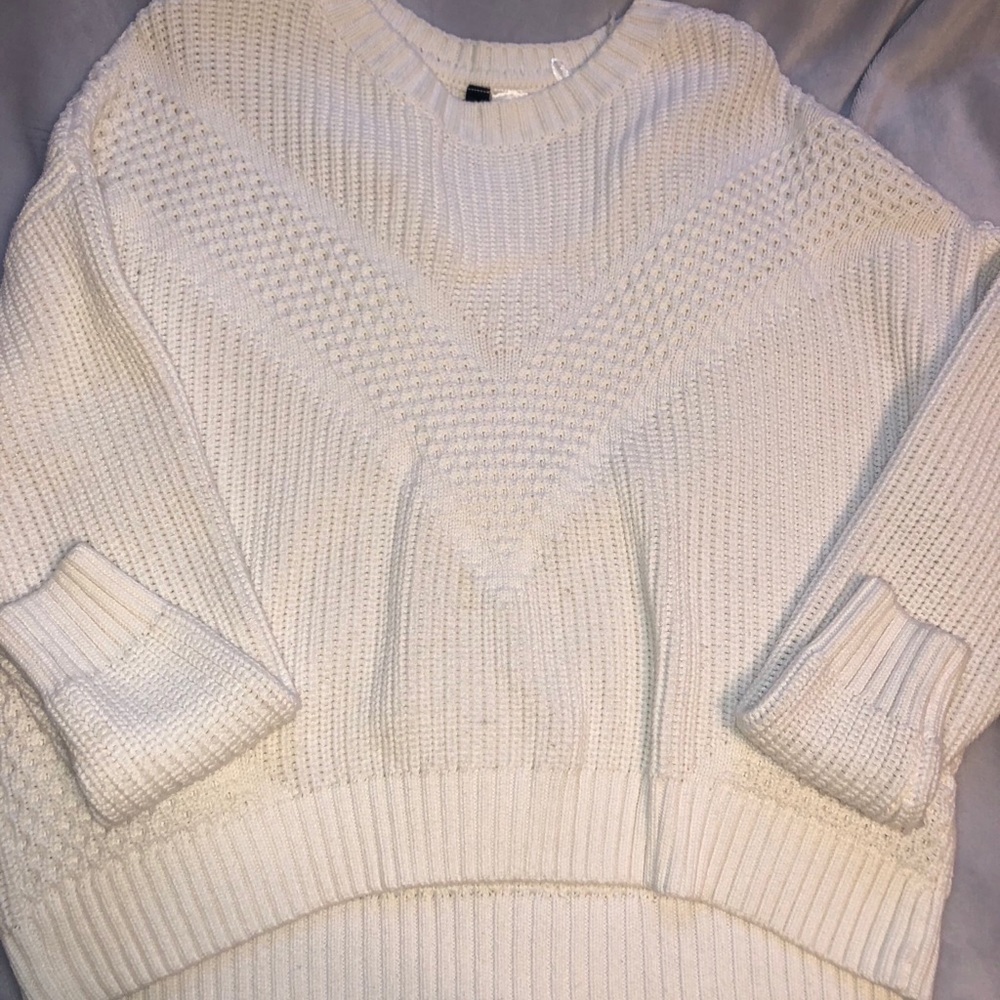 White knit cropped sweater